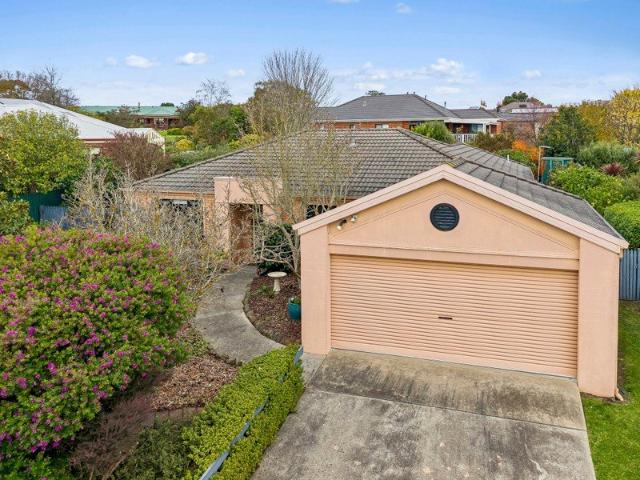 Spacious Family Home in Wyuna Estate
