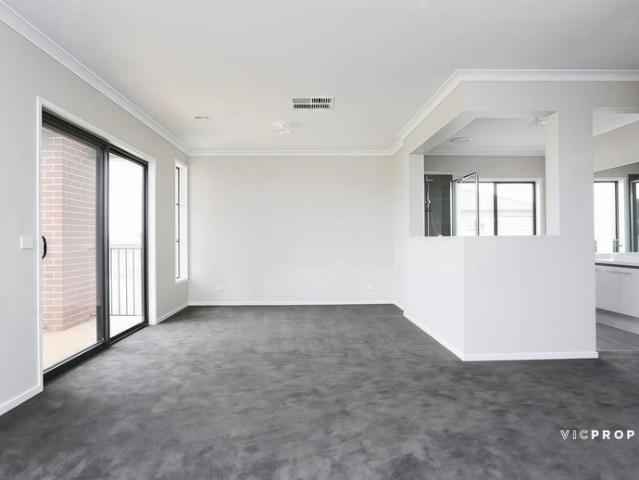 Spacious Family Home in Yurran P 9 College Zone
