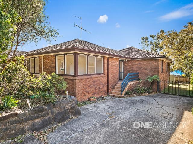 SPACIOUS FAMILY HOME IN A CONVENIENT ALBION PARK LOCATION