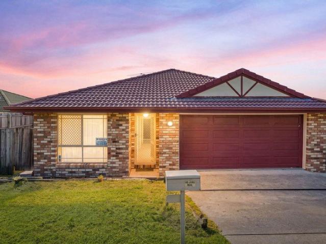 Spacious Family Home in a Convenient Bellbird Park Location