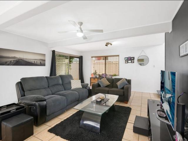 Spacious Family Home in a Convenient Bray Park Location