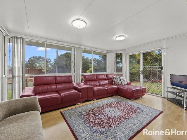 Spacious Family Home in a Convenient Eagle Vale Location