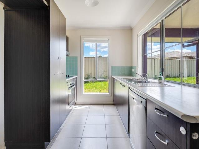 Spacious Family Home in a Convenient Hamilton Valley Location