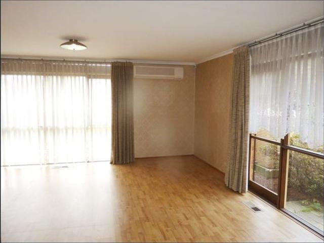 Spacious Family Home in a Convenient Location!