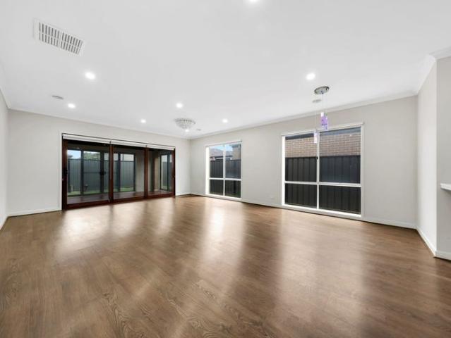 Spacious Family Home in a Convenient Location !
