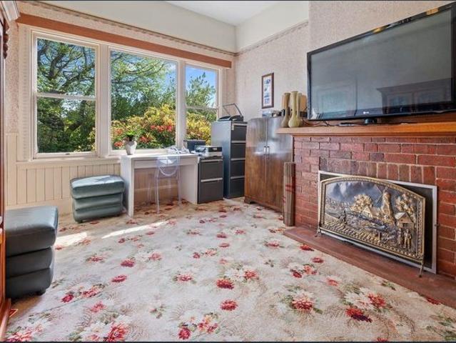 Spacious Family Home in a Convenient Location