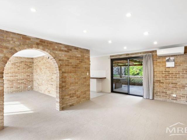 SPACIOUS FAMILY HOME IN A CONVENIENT LOCATION