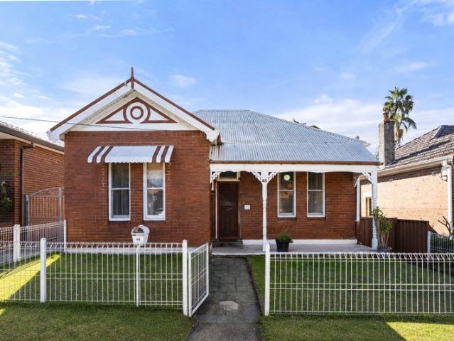 Spacious Family Home in a Convenient Location
