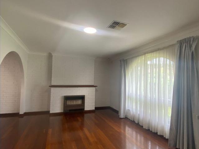 Spacious Family Home in a Convenient Magill Location