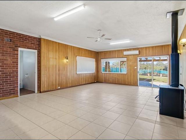 Spacious Family Home in a Convenient Schofields Location