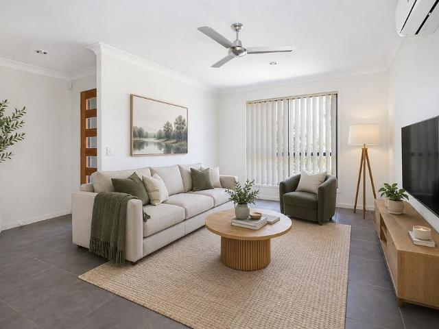 Spacious Family Home in a Convenient Springfield Lakes Location