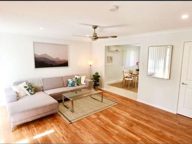 Spacious Family Home in a Convenient Rothwell Location