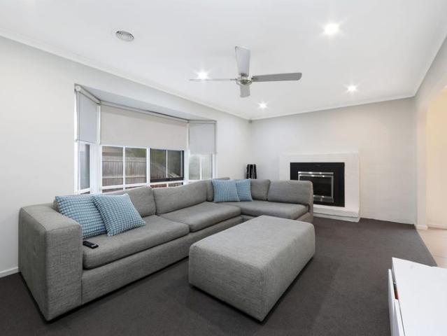 Spacious Family Home in a Convenient Rowville Location