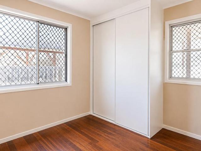 Spacious Family Home in a Convenient Riverview Location