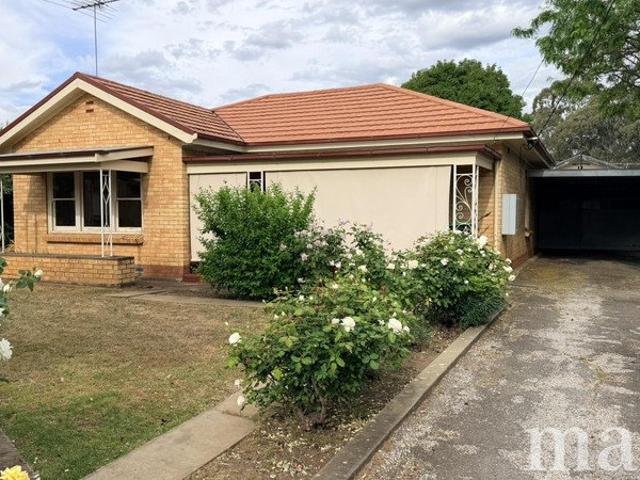 Spacious Family Home in a Convenient Tanunda Location