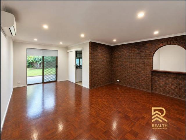 Spacious Family Home in a Convenient Thornlie Location