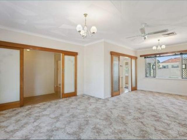 Spacious Family Home in a Convenient Tuart Hill Location!
