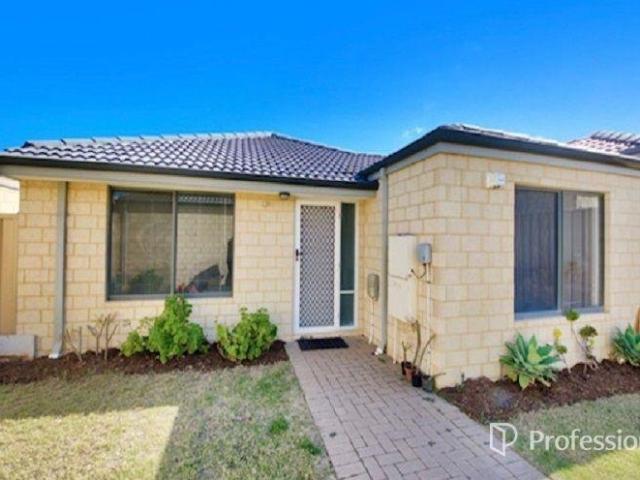 Spacious Family Home in a Fantastic Butler Location!