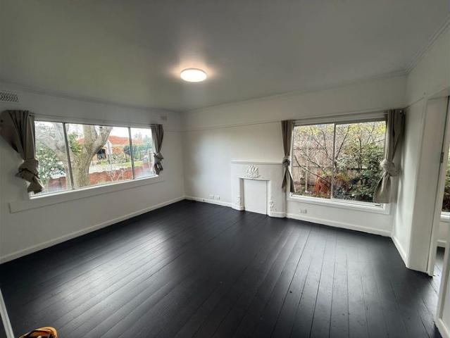 Spacious Family Home in a Good Cheltenham Location