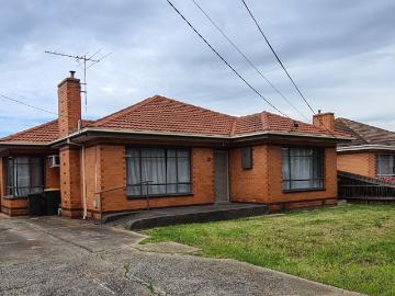 Spacious family home in a great location!