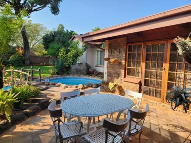 spacious family home in a highly sou.