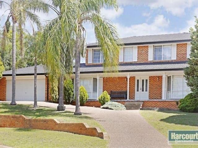 Spacious Family Home in a Highly Sought After Location!