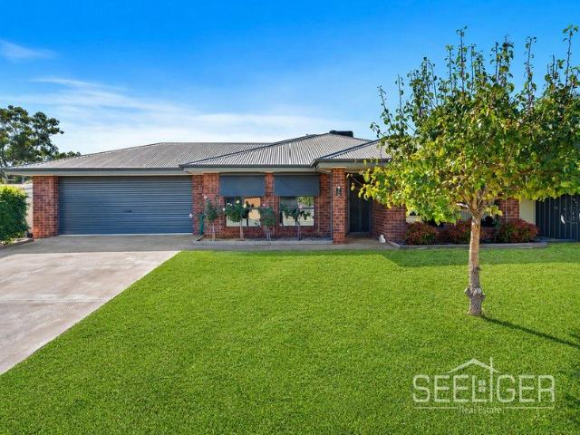 Spacious Family Home in a Peaceful Mulwala Court