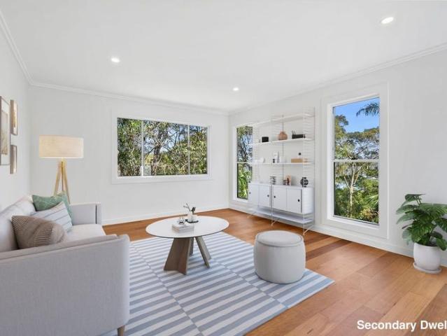 Spacious Family Home in a Peaceful Newport Setting