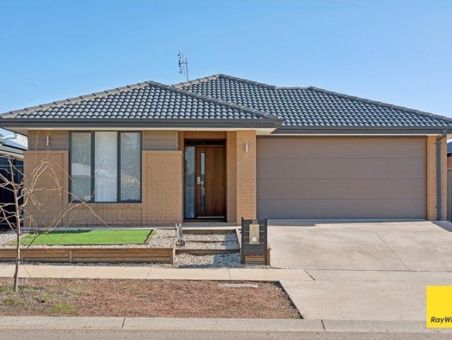 Spacious Family Home in a Popular Huntly Location