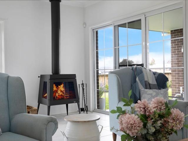 Spacious Family Home in a Premium Moss Vale Location