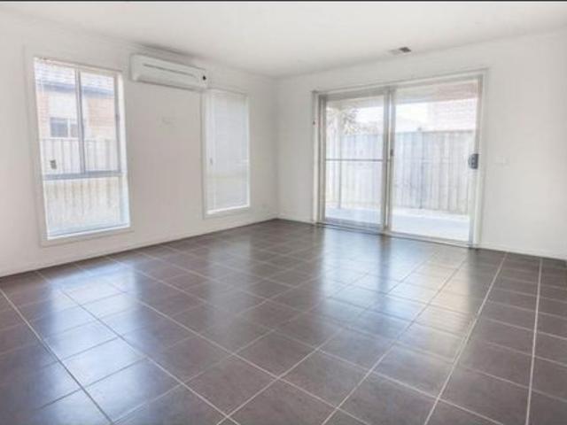Spacious Family Home in a Prime Craigieburn Location