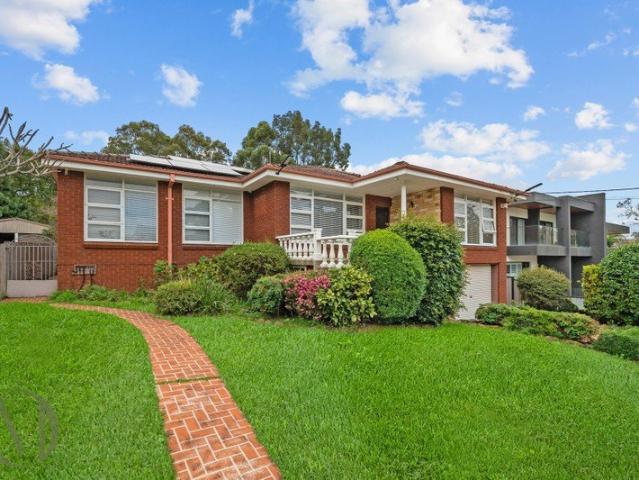Spacious Family Home in a Prime Ermington Location