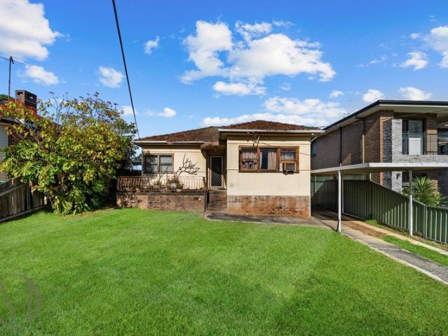 Spacious Family Home in a Prime Ermington Location