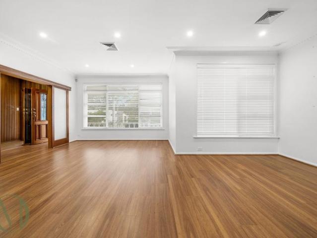 Spacious Family Home in a Prime Ermington Location