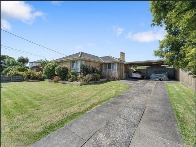 Spacious Family Home in a Prime Ferntree Gully Location