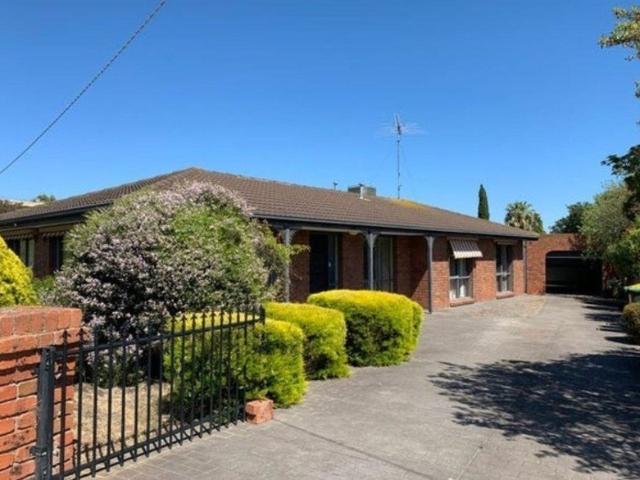 Spacious Family Home in a Prime Location