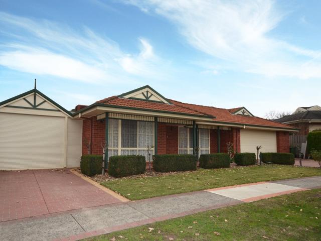 Spacious Family Home in a Prime Location!