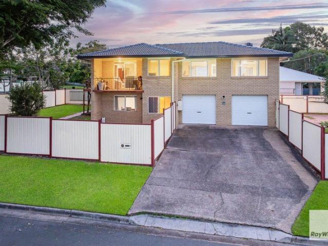 Spacious Family Home in a Prime Location