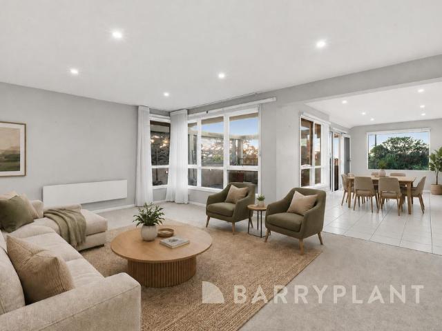 Spacious Family Home in a Prime Templestowe Lower Location