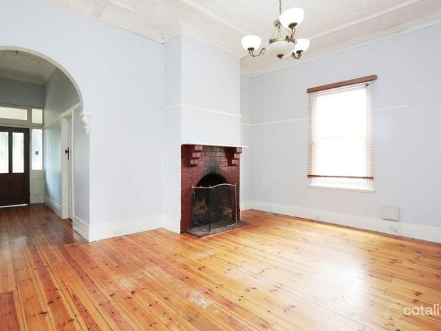 Spacious Family Home in a Prime Werribee Location