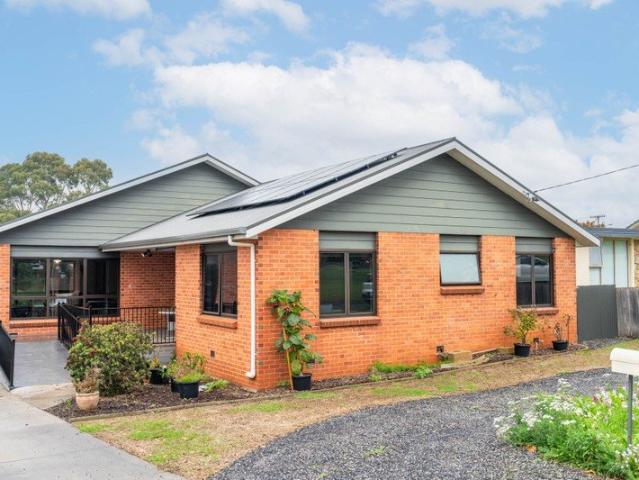 Spacious Family Home in a Quiet Miandetta Location