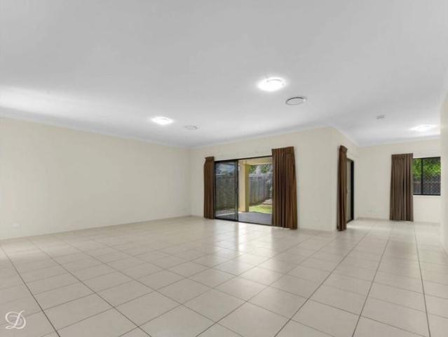 Spacious Family Home in a Quiet Bracken Ridge Location