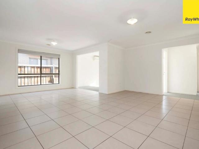 Spacious Family Home in a Quiet Brookfield Court
