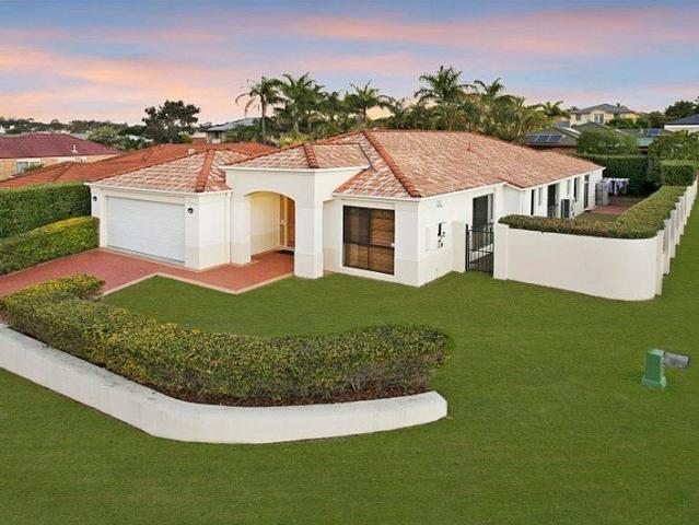 Spacious Family Home in a Quiet Cul de Sac