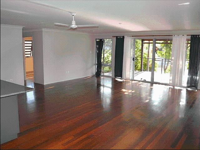 Spacious Family Home in a Quiet Cul de Sac
