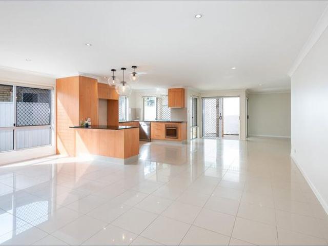 Spacious Family Home in a Quiet Cul de Sac