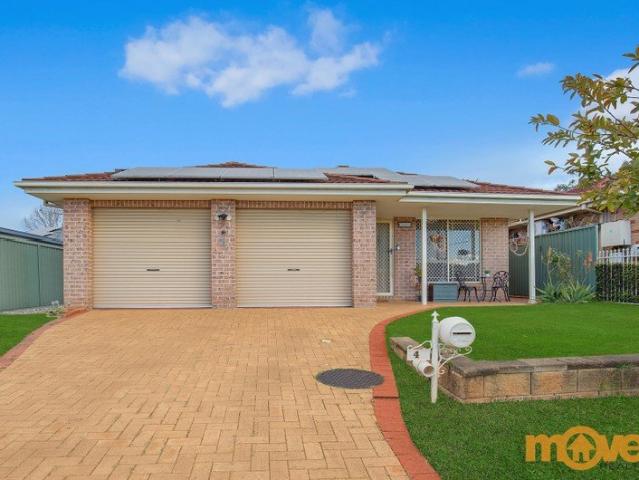 Spacious Family Home in a Quiet Cul de Sac with School & Childcare Just Moments Away