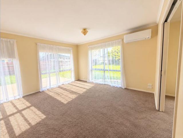 Spacious family home in a quiet court location