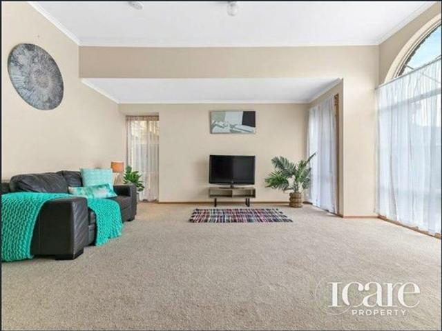 Spacious Family Home in a Quiet Court