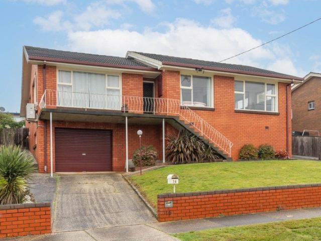 Spacious Family Home in a Quiet Residential Location
